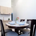 Apartamento In Front Of The Synagogue *